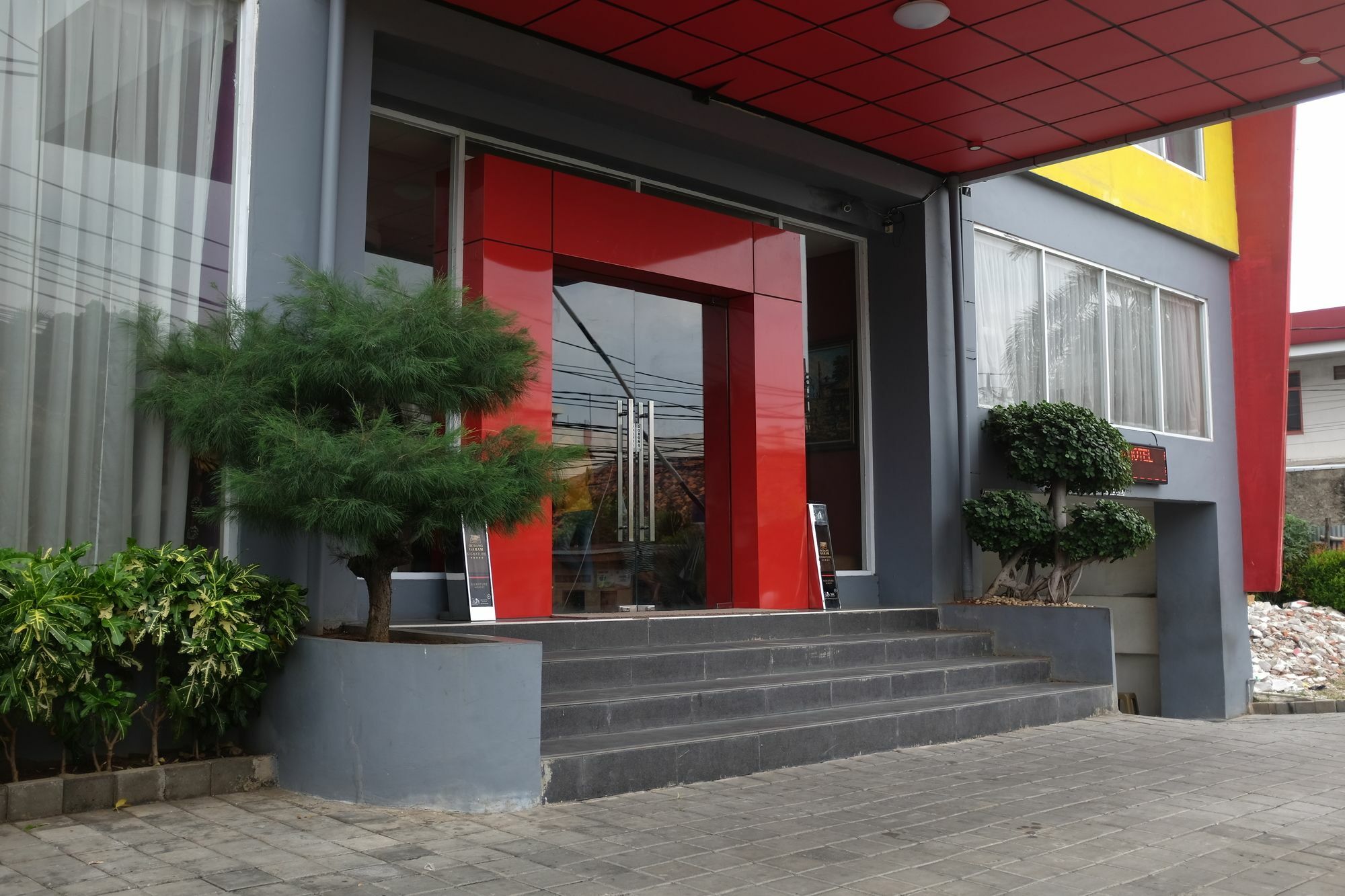 Reddoorz Plus Near Senen Jacarta Exterior foto